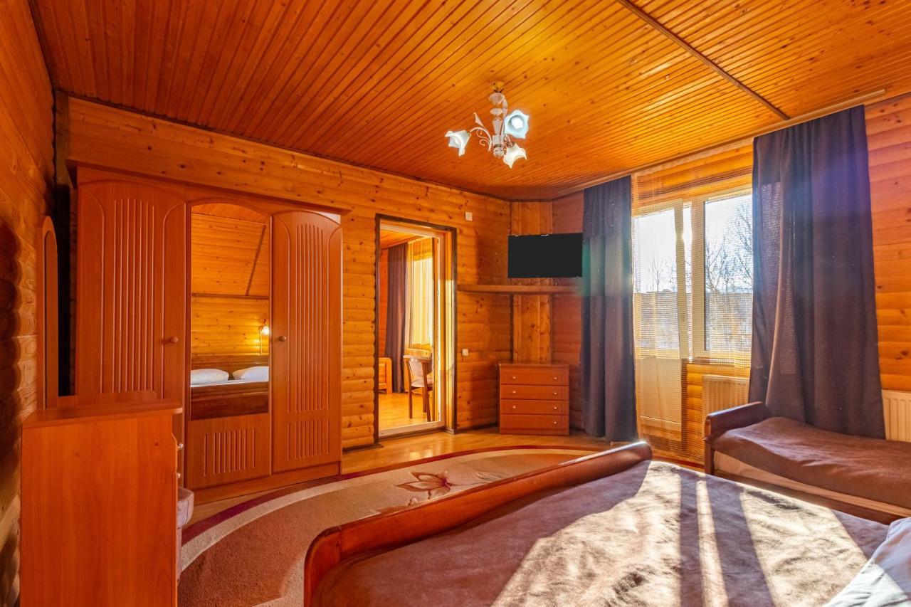 Hotel Гуцульська Світлиця Bukovel Esterno foto