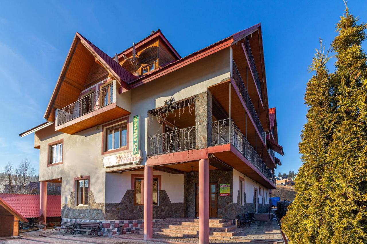Hotel Гуцульська Світлиця Bukovel Esterno foto