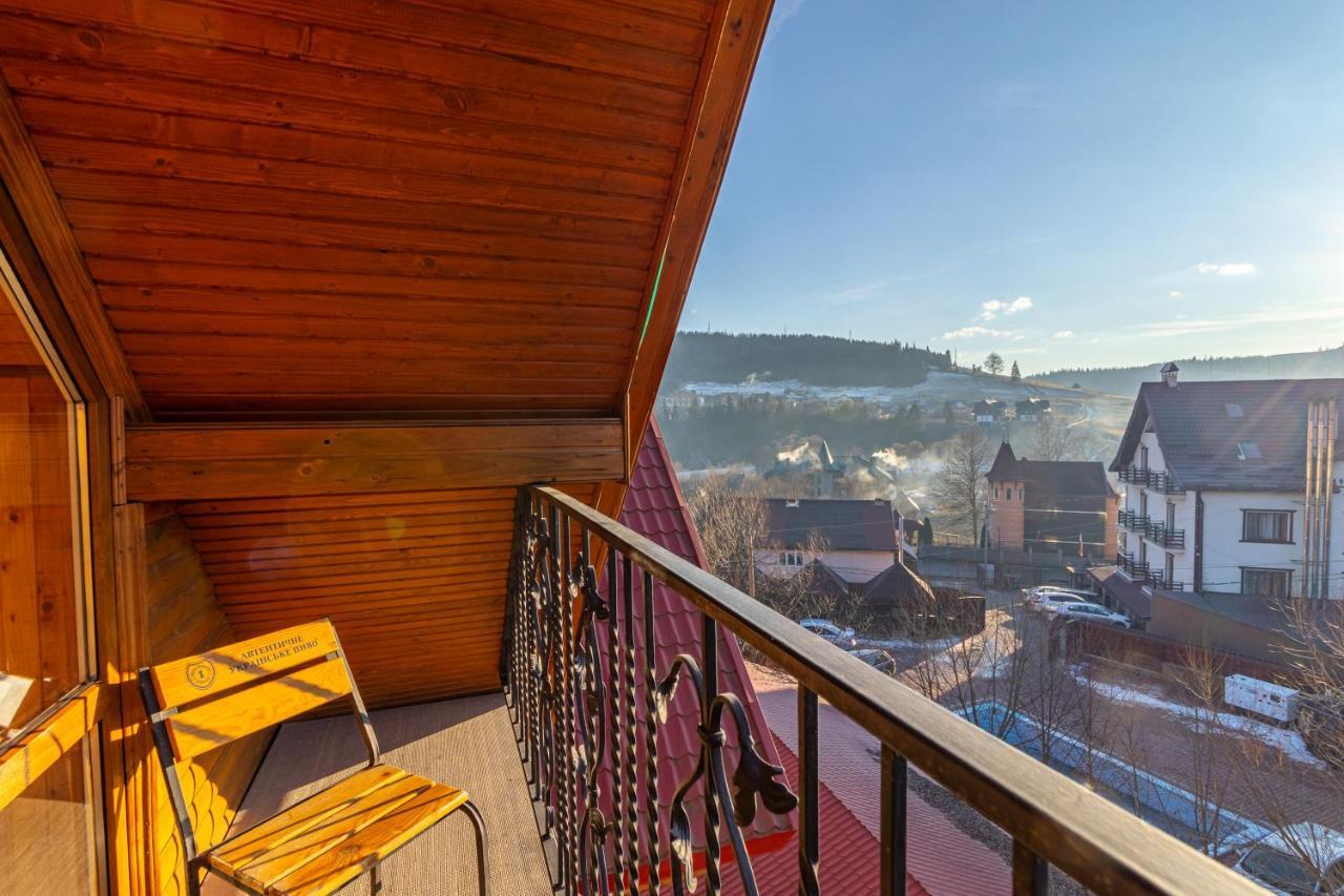Hotel Гуцульська Світлиця Bukovel Esterno foto