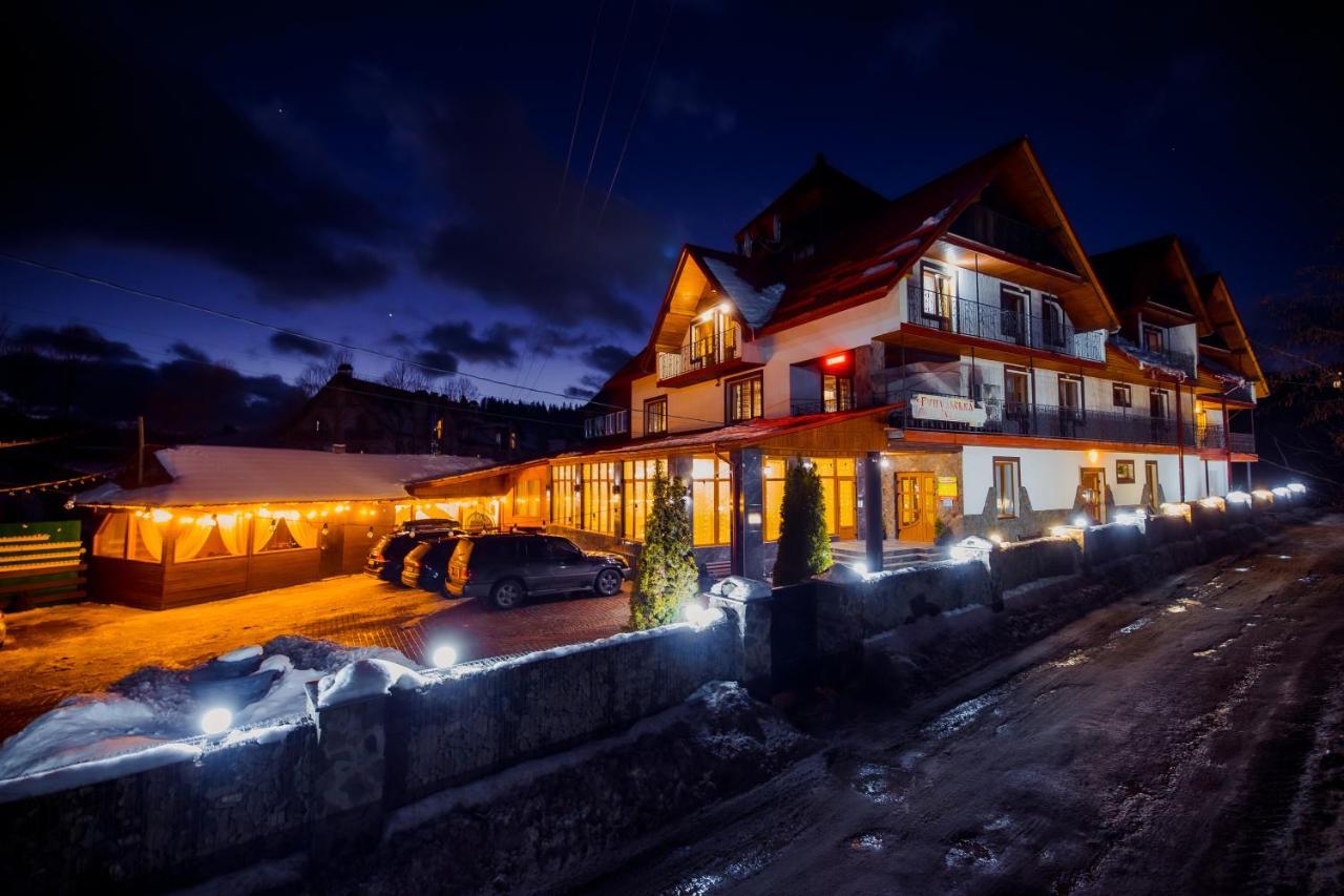 Hotel Гуцульська Світлиця Bukovel Esterno foto